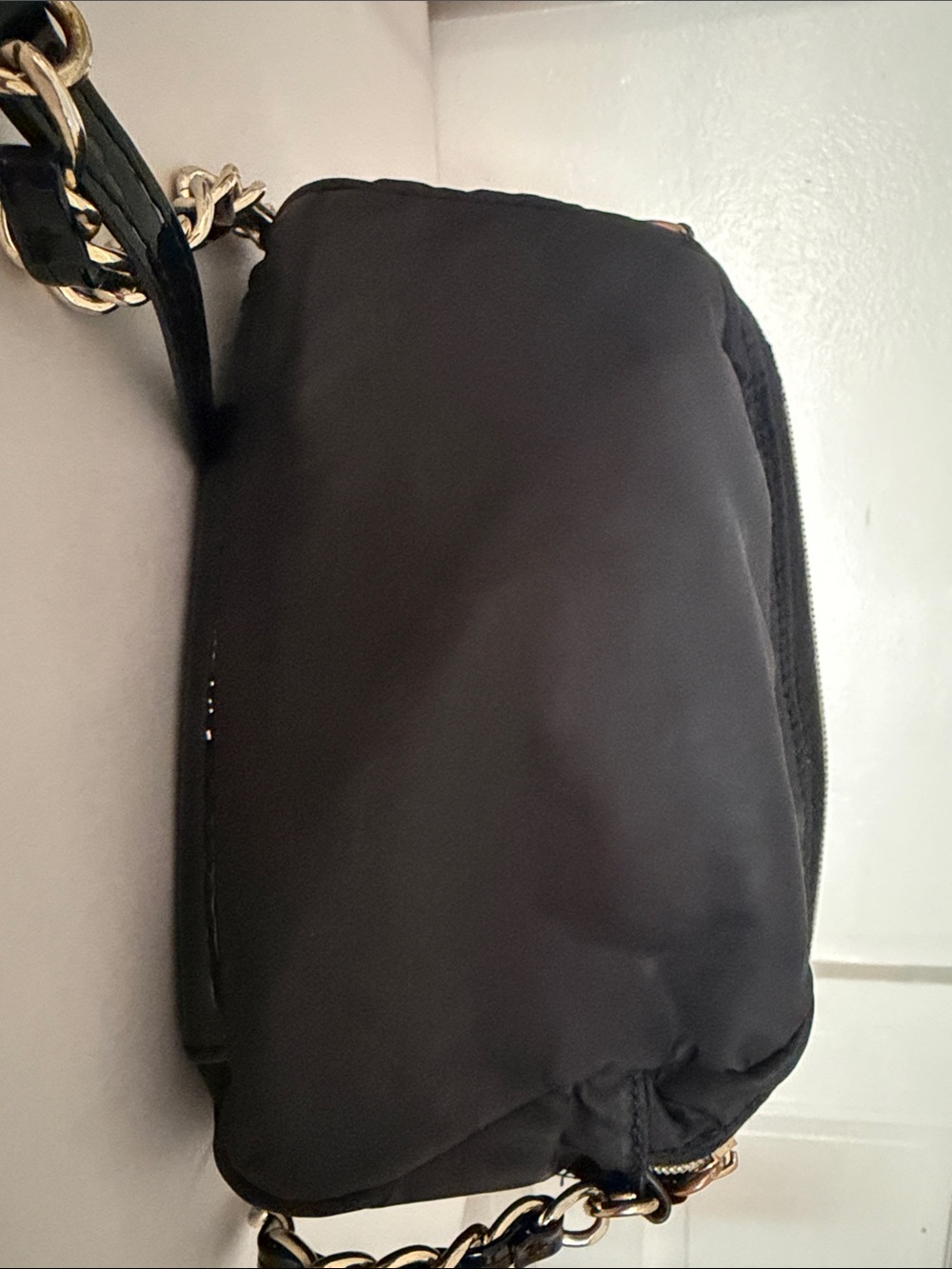 Lilly Pulitzer Black Crossbody with Gold Hardware - Picture 2 of 6
